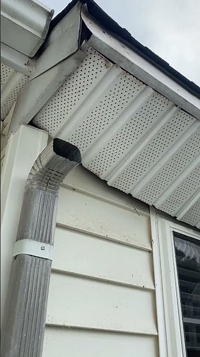Soffit Repair from incorrect installation.