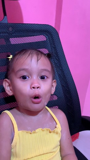 Why cry man tag pa smile daman. | Life with Caity & Baba