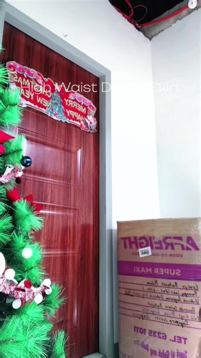 High Waist Denim Skirt Outfit Ideas for Women