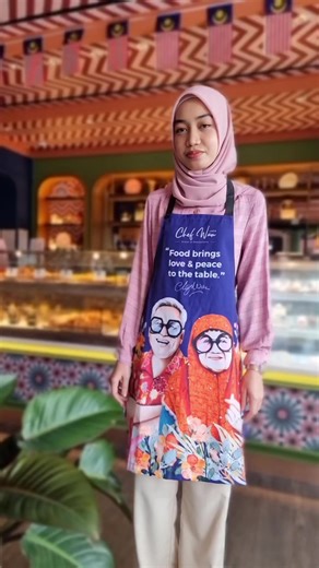 What's the difference between Café Chef Wan and De.Wan 1958 by Chef Wan? Well the latter serves authentic modern Malay cuisine while Café Chef Wan serves both local and Western dishes, many of which were inspired by Chef Wan's travels around the world. The Café also offers delicious pastries and desserts. So whether you have a sweet or savoury tooth, you're sure to find something to satisfy your cravings at Café Chef Wan. Come visit us at:📍KL East Mall📍The Shore, Melaka📍TTDI📍Setia City Mall�