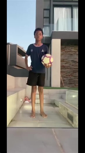 Creative Video Ideas with JustSully