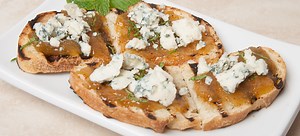 Fig and Gorgonzola Bruschetta -