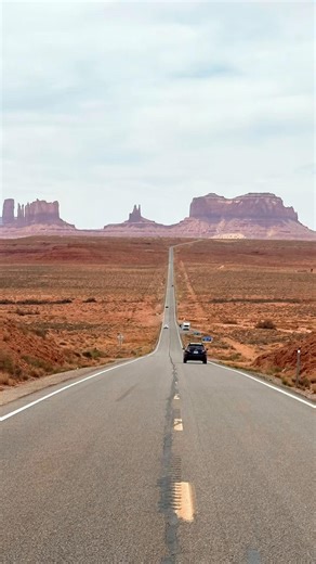 🏜️ Join us as we explore the breathtaking Valley of the Gods, Moki Dugway, and the surreal landscapes of Monument Valley! ✨ From the stunning geological wonders at Goosenecks State Park to the natural beauty of Bridges National Monument, this trip is pure magic! ✨ Feeling inspired? Get out there and chase your own adventure! ✨ 👉 Comment your favorite outdoor destination below! #CampingVibes #OutdoorAdventure #ExploreNature #ValleyOfTheGods #Wanderlust