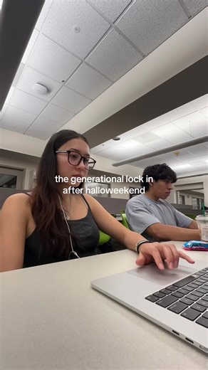 reconnecting w the library ☮️☮️☮️ #halloweekend #college | college