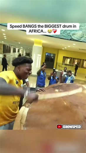 Speed bangs the biggest drum in ethiopia africa 😳🥁 #fyp #drum #speed #africa #ethiopia