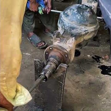 STRANDED! Rebuilding a Broken Truck Rear Axle ON THE HIGHWAY