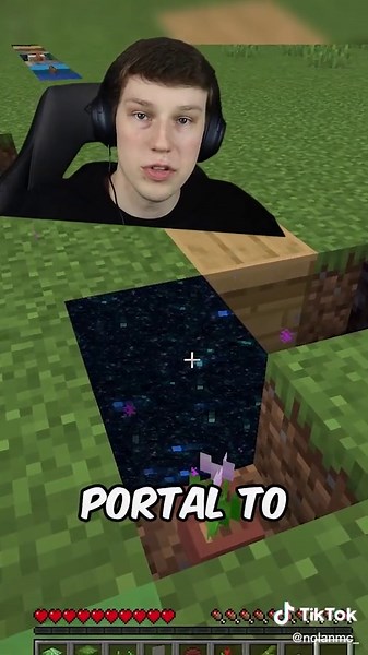 Minecraft Challenge: Random Blocks Spawned While Walking