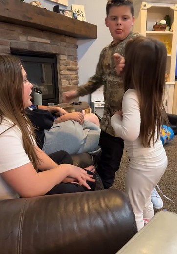 Funny Game Moments with Toddlers: Slap Box Challenge