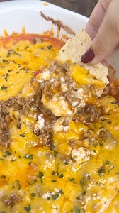 The perfect dip for Sunday Funday. Give it a try! Recipe in the comments 👇🏼 | Al Dente Diva Food & Recipes