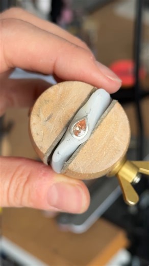 13 reactions | What do you think to the pear collet setting? I love it!  This is my latest Diploma project and I really enjoyed it! It's a stunning shaped stone and incredibly elegant, I will definitely be incorporating it into my designs. Let me know what you think! | Narratorium | Facebook