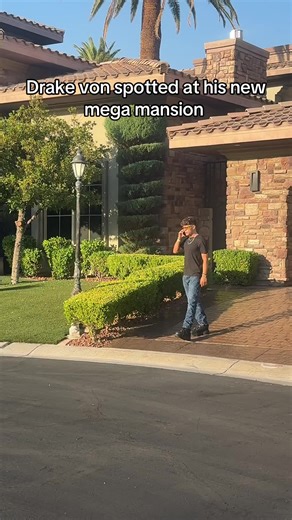 It’s huge! | drake's mansion