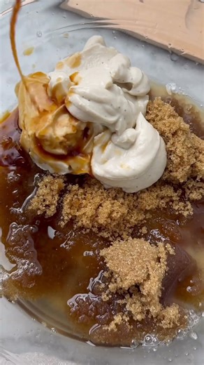 Vegan Oatmeal Chocolate Chip Cookies with ‘Brown Butter’ #vegancookies #veganbaking #oatmealcookies