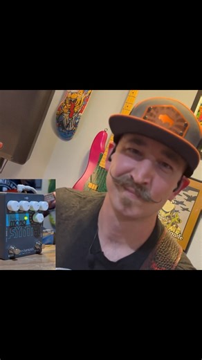 Electro-Harmonix Bass Mono Synth #review #synth #bass #guitar #effects #music #shorts