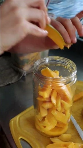 🥭 Mango Hack with a Mason Jar | Fresh & Easy