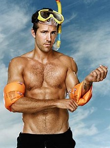 Ryan Reynolds Gay or Bi, Shirtless, Muscle Hunk | Famewatcher