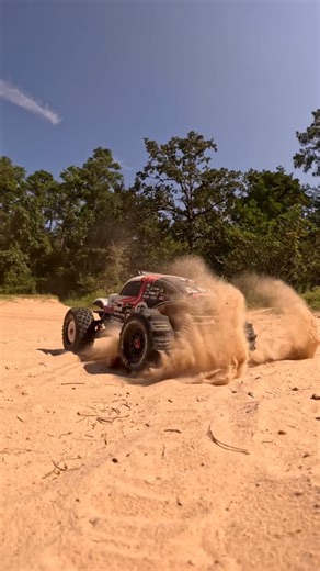 The Jet Truggy | Sandblasting with the Team Magic Boys 🤘🏻🏁 🚙 Team Magic 4SETH 🚗 Team Magic Beetle Baja... | Instagram