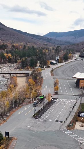 Introducing the PistenBully 600E —the newest member of our grooming fleet and a major step forward in innovation, performance, and sustainability. This hybrid snowcat combines power, precision, and efficiency—reducing fuel consumption while lowering our carbon footprint. It’s all part of our ongoing commitment to cleaner, more efficient mountain operations. 💚❄️ | Loon Mountain Resort