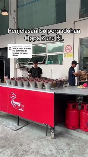 Mengatur Pelanggan untuk Mencegah Pergaduhan