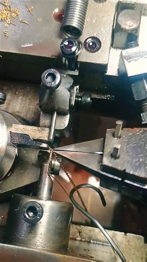 Gold chain machine #shortvideo #trending #shorts #viralvideo #instagram #love #song