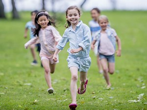 16 fun backyard games for kids - Today's Parent