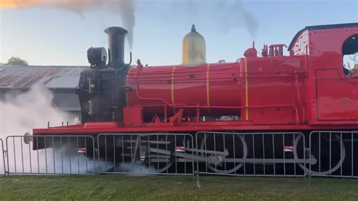 🎪 It's festival time! The sun is shining, and locomotive 2705 has made its way to our amphitheatre, ready for cab visits - see you there! ⚠️ With large crowds expected this weekend, skip the queues and book ahead. For details and tickets visit www.thirlmerefestivalofsteam.com.au | NSW Rail Museum