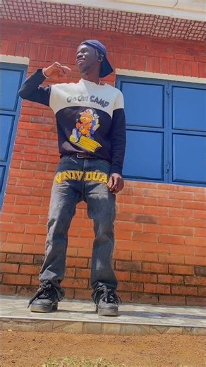 This Robot's Smooth Moves Are Truly Next Level! 🤖🔥 #danceking #robotics #viralshorts #smoothmoves