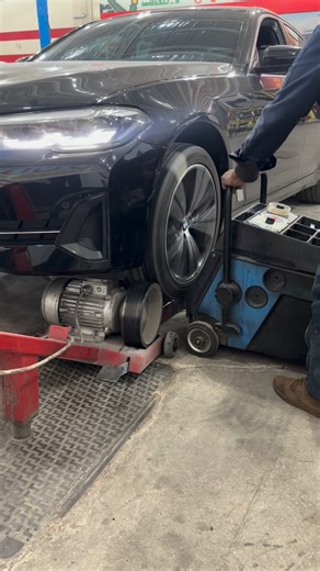 Mechanics Corner | Wheel balancing of bmw 520 #mechanic | Instagram