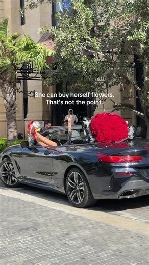 Luxury Bouquet Delivery Miami — Same-Day Florist Flowers