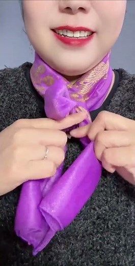 #Complete Guide to Scarf Tying Methods