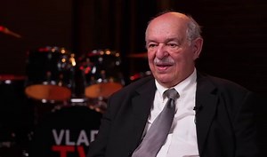 DEA Agent Frank Panessa on Mafia Defendant Killed During Pizza Connection Trial (Part 4) | VladTV - Breaking Urban News