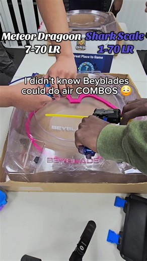 Since when did Beyblades learn how to do an air combo 😳 Beyblade X is crazy 🔥😂 #beyblades #beybladebattle #beybladeburst #beybladex #beybladetournament