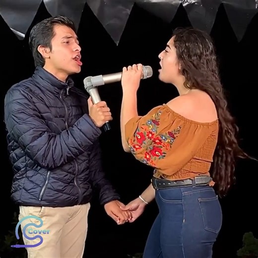 14M views · 147K reactions | 朗 Por eso siempre tú y yo Vivimos así, felices y serenos..  Adrian Quintero | C O V E R | Facebook