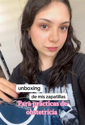 Unboxing de mis zapatillas para obstetricia