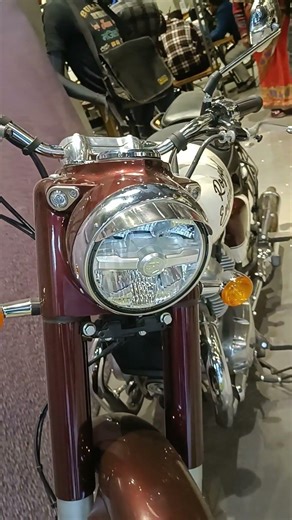 Classic 650 LED Headlamp Design || #2025 New Royal Enfield #Classic #650 || Rear Look