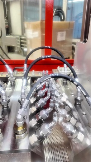 Wie prüfen wir unsere Hydraulikschläuche? 🤔👀 #hansaflex #hydraulik