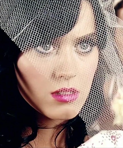 Katy Perry Hot and Cold Edit