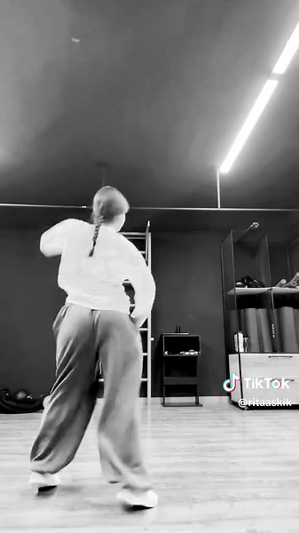 Hip Hop Dance Moves Tutorial for Beginners