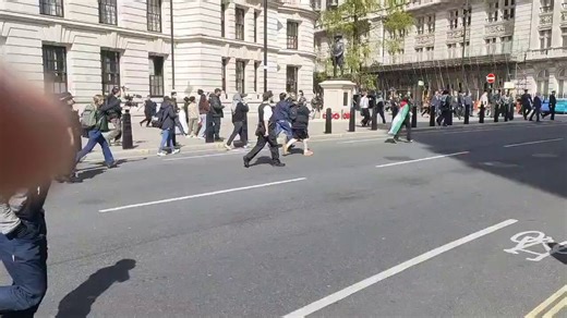 🚨 DISGRACEFUL ATTACK ON OUR MILITARYA vile mob of far-left pro-Palestine extremists spotted senior British military officers walking into the MOD building in London and tried to charge straight at them.Police had to step in and the Ministry of Defence has now locked its doors.Our own soldiers are being attacked on British soil right outside their headquarters.This is absolutely appalling.