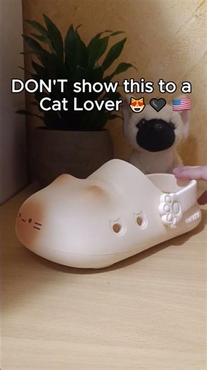 Comment "PAW" — cat clogs that stamp a little paw print with every step 🐾