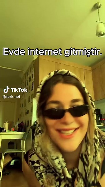 Ah Geceler: Sensiz Gecelerle İlgili Duygusal Remiks