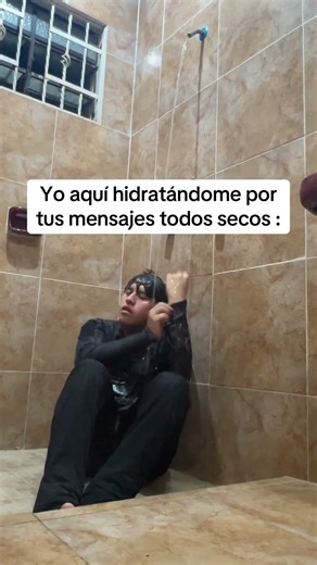 Ya hasta la regadera me entiende #shorts #humor #comedia #viral