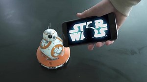 BB-8 Remote Control เจ๋งอะ เมื่อวานไปดู Star Wars มา แบบว่าอารมณ์ไม่จบ ว่าจะสอยมาเล่นซักหน่อย เจ้า BB-8 รีโมทบังคับตัวนี้ มันน่ารักจริงๆ นะ haha มี 2 แบบคือแบบในคลิปรีโมทบังคับด้วย SmartPhone ของ Sphero แต่มันจะมีอีกแบบที่เป็นรีโมทบังคับแบบเป็นจอย บังคับฮาๆ ได้เหมือนกัน กลิ้งๆ ได้ หมุนหัวได้ แต่ Function อื่นๆ อาจสู้ Sphero ไม่ได้ #BB8 #BB8RemoteControl #Sphero | ของเล่นไฮเทค GadGetMashow.com