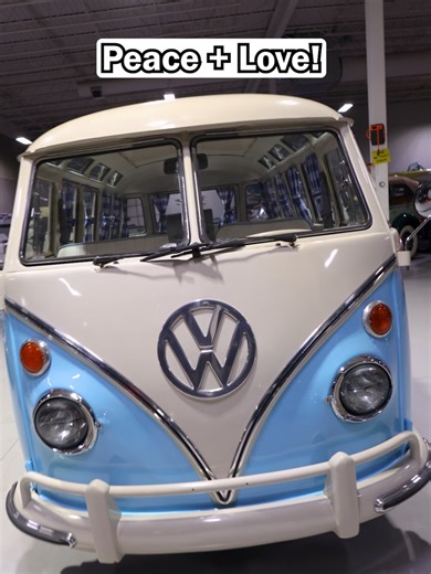 Nothing but LOVE for this '74 VW Bus ✌️#classic #classiccar #classiccars #carsofinstagram #vintage #vintagecar #vintagecars #caronastick #collectiblecars #VW #VWbus #volkswagen #volkswagenbus #VWtype2 #volkswagentype2 #sambabus
