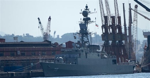 Σρι Λάνκα: Υποβρύχιο επιτέθηκε στην ιρανική φρεγάτα «Dena» - Τουλάχιστον 101 αγνοούμενοι