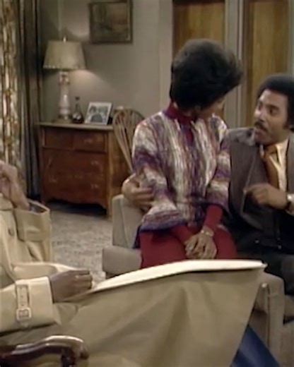 The Evans find out that Thelma's new boyfriend is doing time in a halfway house 😱 Stream all seasons now on Peacock: https://bit.ly/3JQ4zIY | The Norman Lear Effect