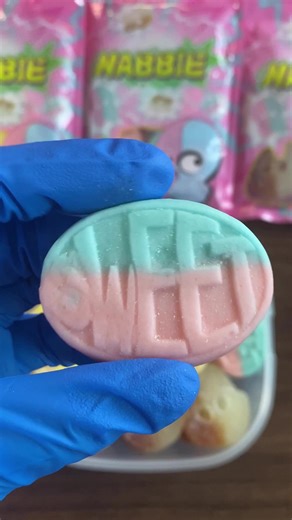 Life's too short for bland snacks! 😎 Our candies are a flavor explosion—chewy, tangy, sweet, you name it. Grab a pack and make every moment sweeter. #asmrcandy #candyasmr #candytok #viralcandy #foryoupage #fypシ #tiktokmademebuyit #tiktokshopfinds #summer #fyp #giftideas #tiktokshop #trending #viralditiktok #funny #nabbie #nabbiesweets #nabbiecandy #candylover #CandyLover #SweetTreats