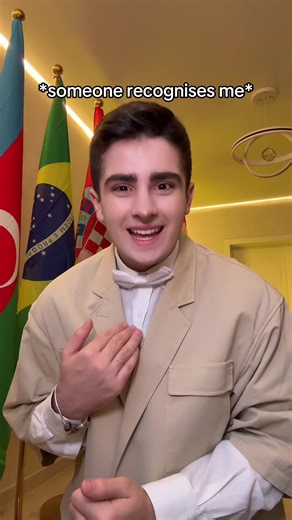 omari.to (@omari.to)’s video of CZN Burak