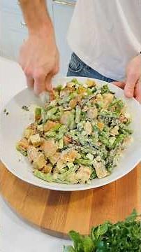 The best salad to make for the upcoming summer season!