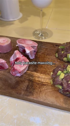 Timo Henrich on Instagram: "raw fish and raw bone marrow #animalbased #realfood #healthyfood #rawfooddiet #diet"