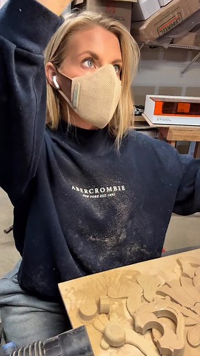 This is so fun seeing something flat take form! #scrollsawart #woodart #signmaker #woodsigns #fanart #norcalartist #nostalgia | Krysten’s Kreations